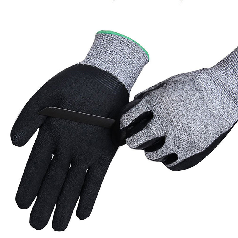Cut resistant gloves palm coated with sandy nitrile